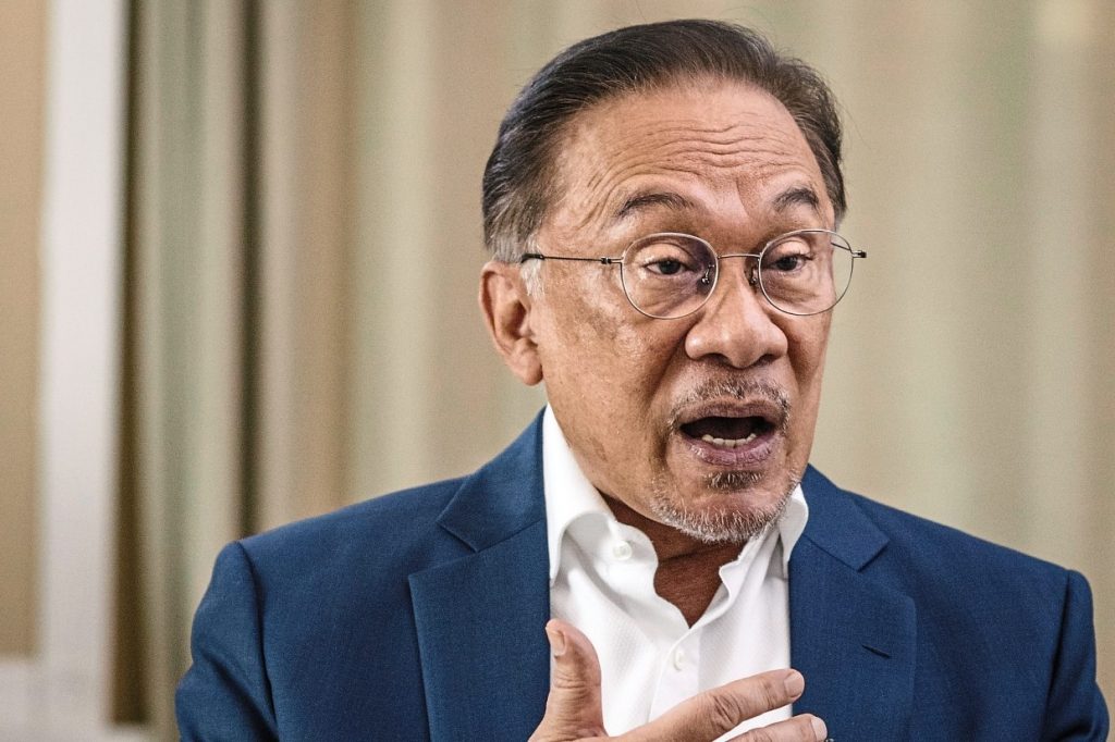 Sebenarnya, Anwar Mahu Kembali Kepada UMNO