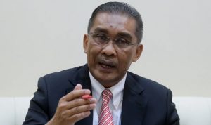 DATUK_TAKIYUDDIN_HASSAN