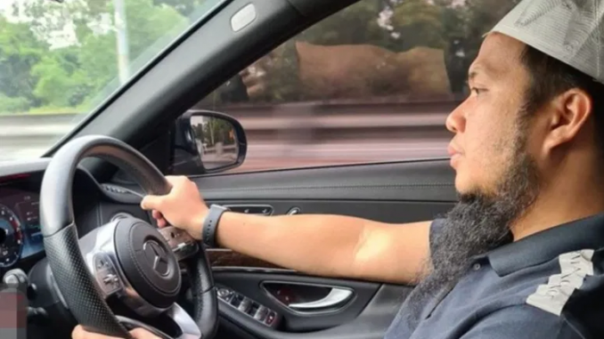 Ustaz Ebit Liew Digesa Memohan Maaf Secara Terbuka Kerana Sewa Bas Hantar Pelajar Pulang Ke Kampung