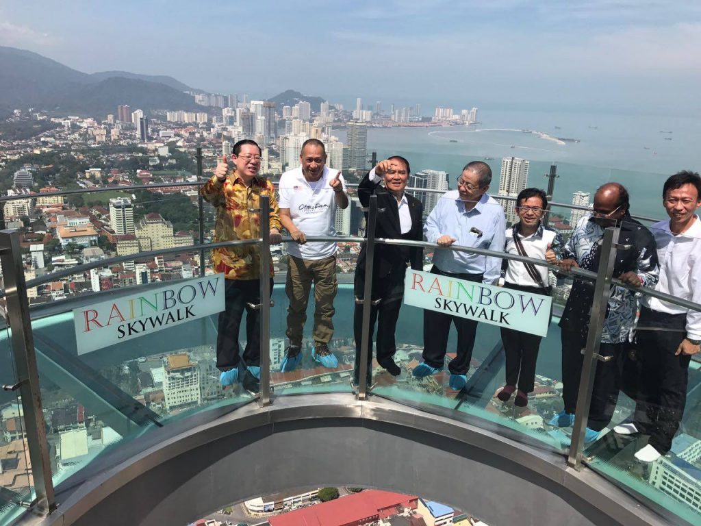 Tun Faisal Minta Nazri Aziz Cermin Diri