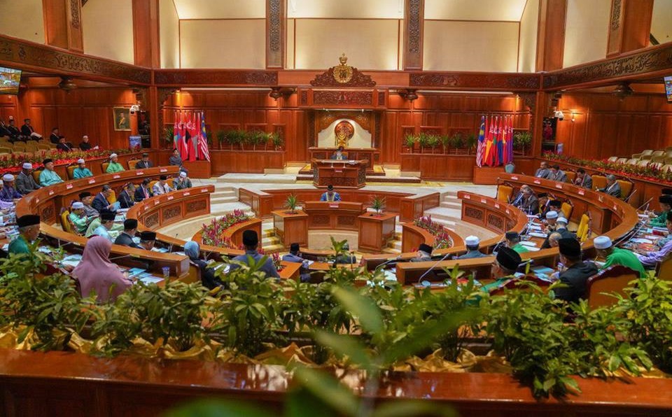 Belanjawan Kelantan Defisit, Lebai Tak Pandai Urus Wang Negeri?