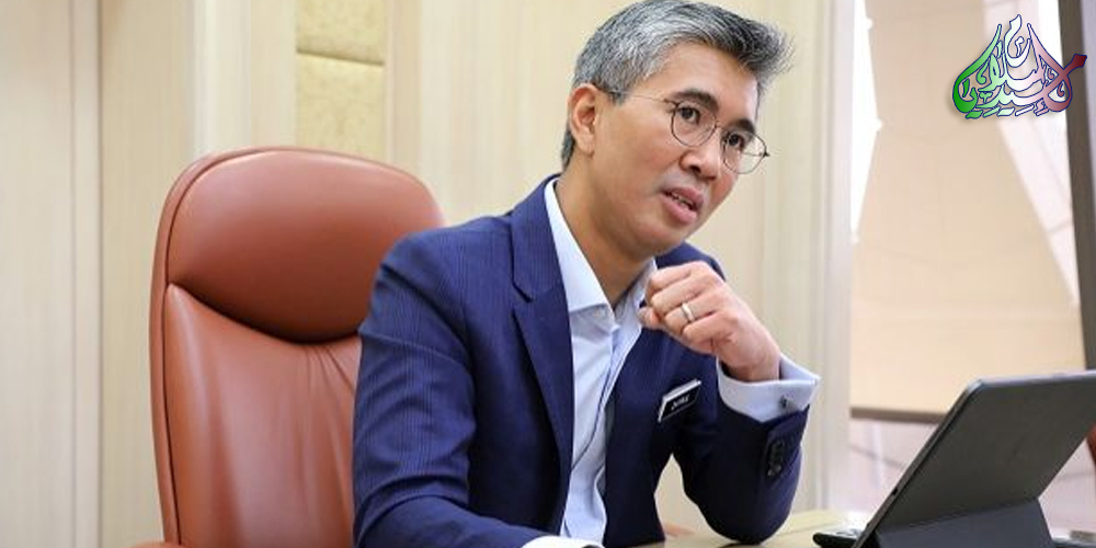 Mengapa Gunakan Tukul Besar Hanya Untuk Memecahkan Kacang?