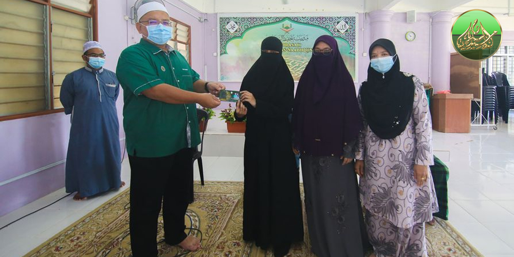 RM1000 Kepada Hafiz Dan Hafizah Yang Berjaya Menamatkan Hafazan Al-Quran