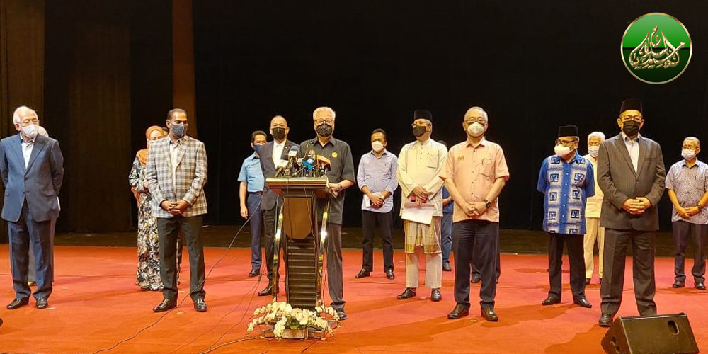 Zahid Yang Derhaka Cuba Runtuhkan Kerajaan Sebelum Sidang Parlimen