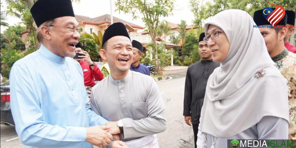 Selepas Zahid, Anwar Kini Ada Anak Murid Baharu Maszlee