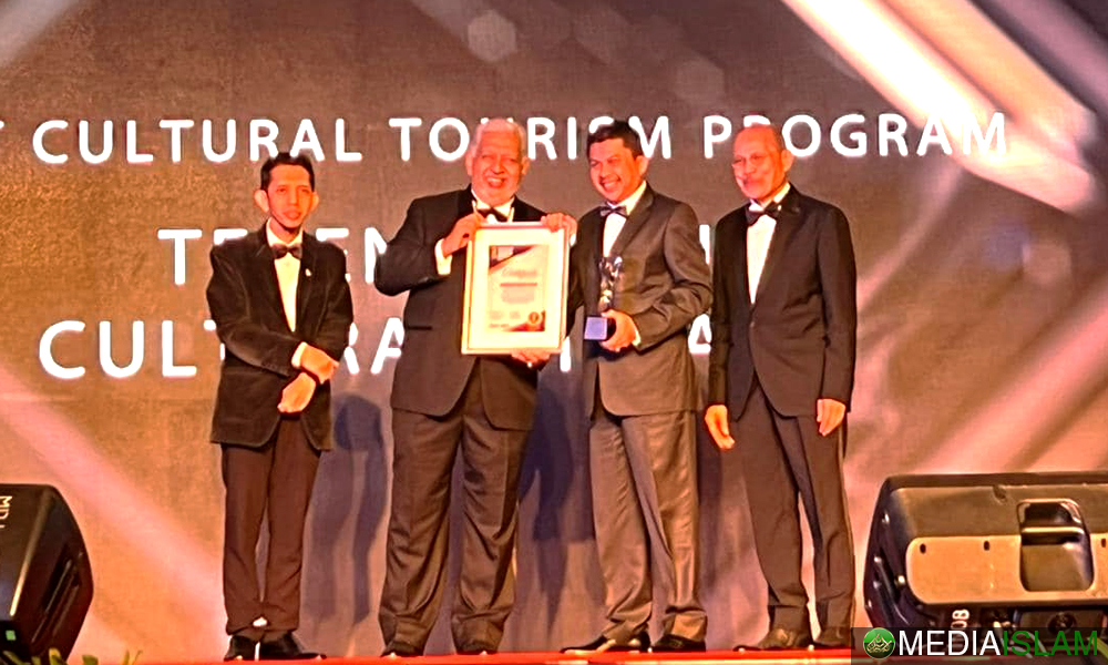 Kampung Budaya Terengganu Terima Anugerah Best Cultural Tourism Program