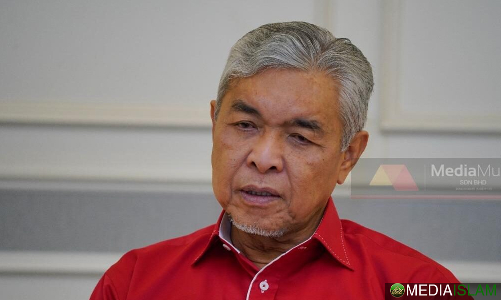 Tak Berani Pecat 10 MP BN, Adakah Zahid Takut Hilang Jawatan TPM?