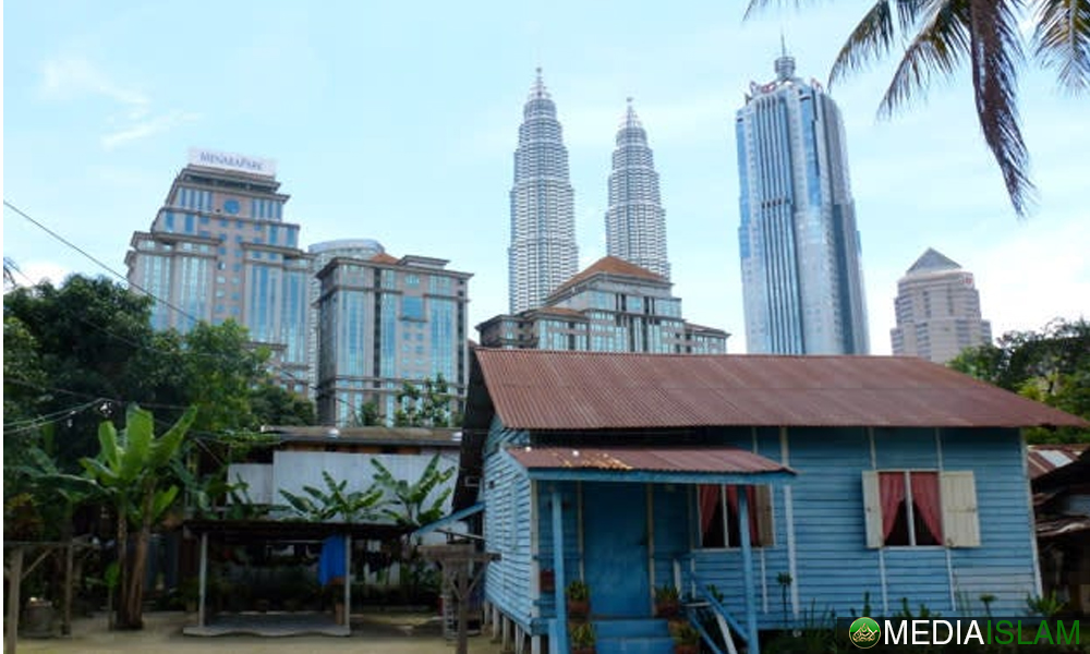 Mengapa Perubahan Politik Sebenar Di Malaysia Tidak Akan Berlaku