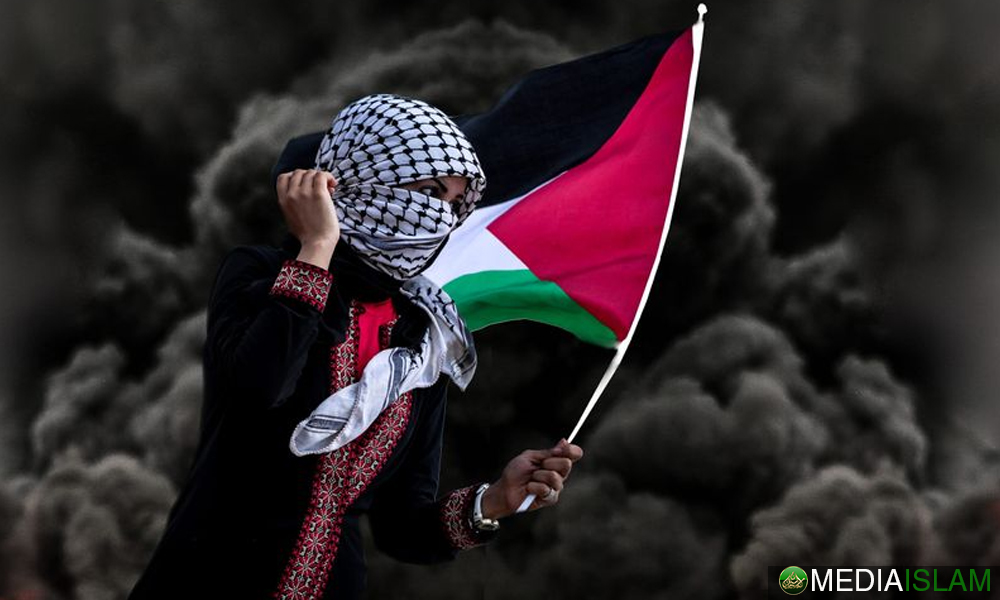 Wanita Palestin Melawan Budaya Konservatif, Turut Bersama Melawan British & Zionis