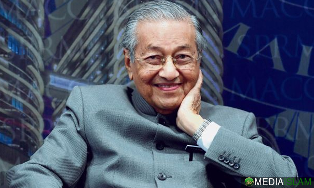 2025: Refleksi Dan Harapan Dr. Mahathir Mohamad