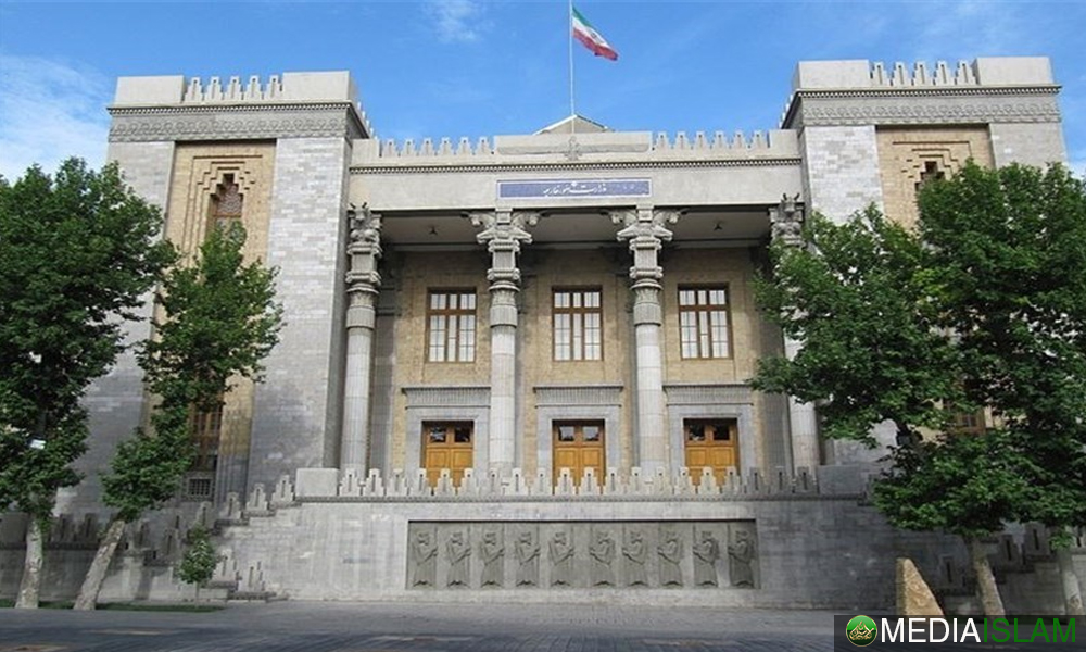 Iran Berhak Membalas Serangan AS: Kementerian Luar Negeri