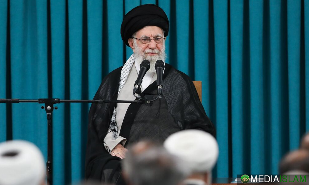 Ayatollah Khamenei: Rejim Zionis Telah Menandatangani Takdir Pahit Dan Menyakitkan Buat Diri Sendiri