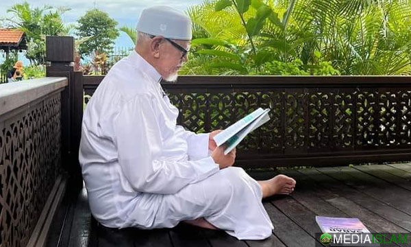 Amanat Tuan Guru Haji Abdul Hadi Awang 2025: Petunjuk Kepimpinan Islam Dalam Zaman Fitnah