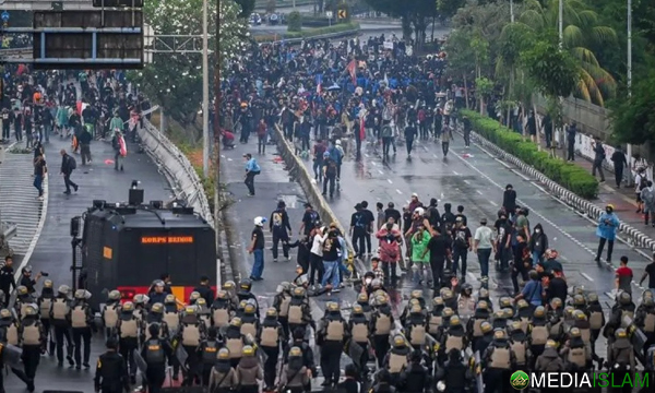 Sindiran P. Ramlee Benar-Benar Terjadi Di Indonesia