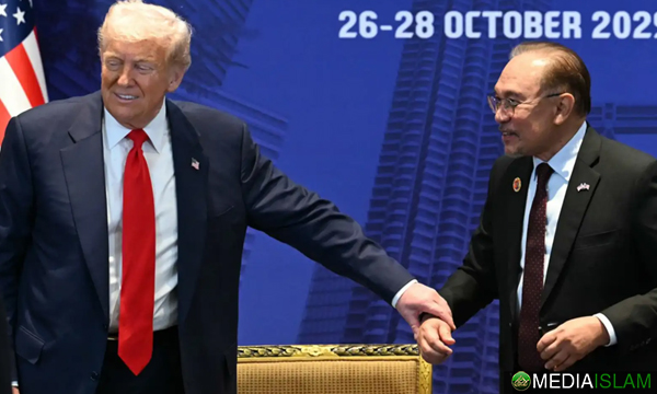 Istiqlāl al-Ummah Dan Amaran al-Qur’an Terhadap Pergantungan Kepada Kuasa Asing