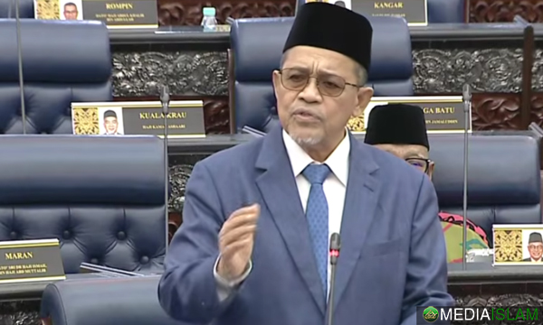 Shahidan Desak Wisma Putra Siasat Tuduhan Bekas Jeneral Thailand Terhadap Anwar Ibrahim