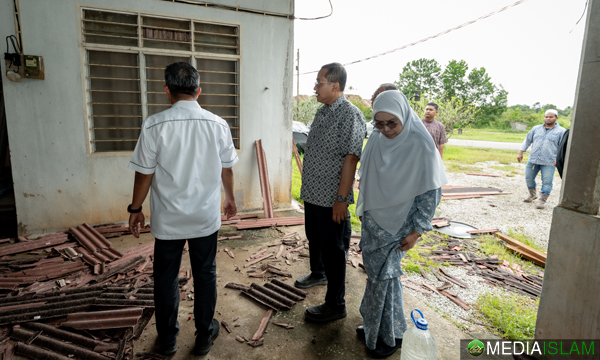 Mangsa Ribut Di Kg Pasir Gajah Terima Bantuan Segera Kerajaan Negeri